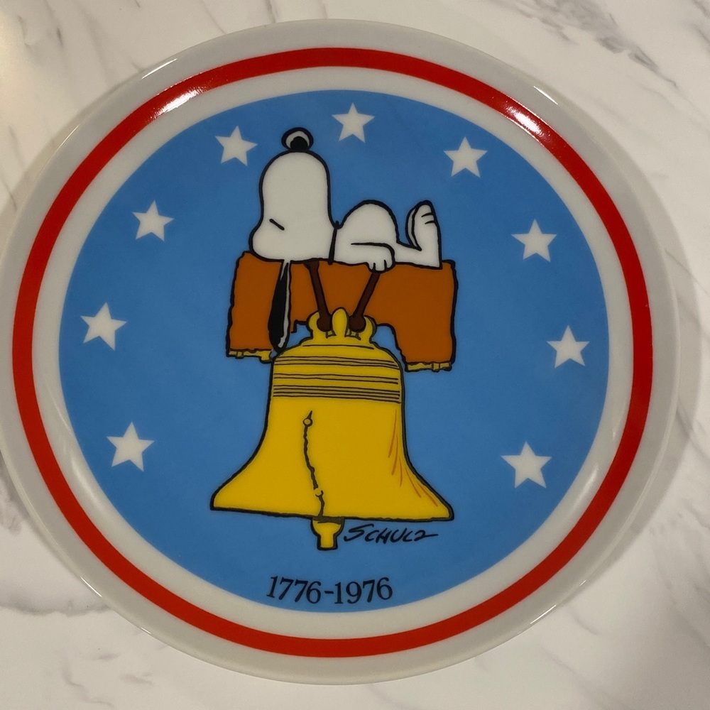 SALE!!!Peanuts 1976 Bicentennial Plate.  4 available. Price is for 1.